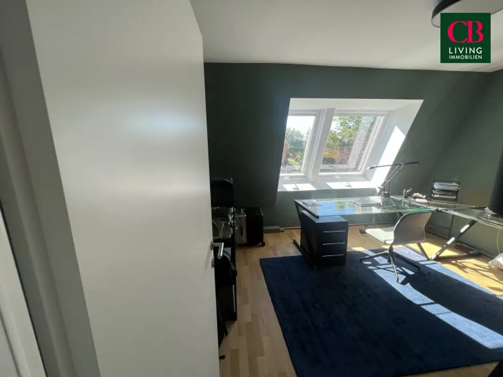 SÜDSEITIGES LUXUSDACHGESCHOSS in BESTLAGE - ZENTRUMSNAH