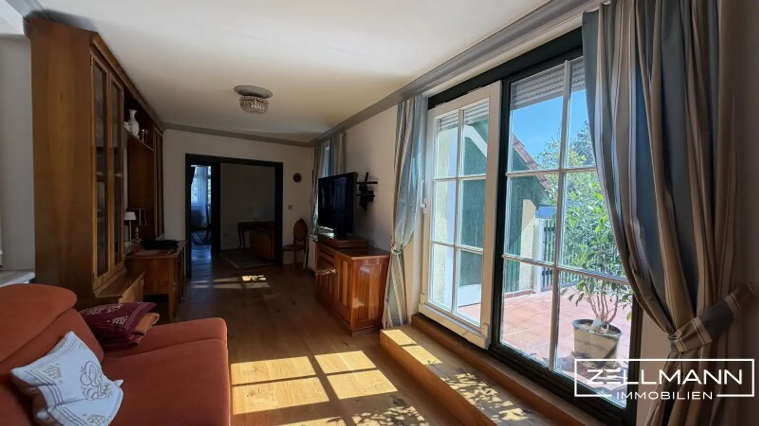 Herrschaftliche Villenetage mit 650 m² Eigengarten und Dachterrasse in Wien-Mauer | ZELLMANN IMMOBILIEN