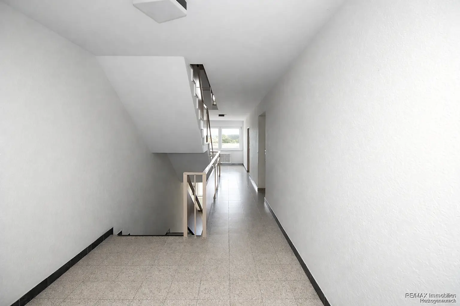 Eingang 5 OG