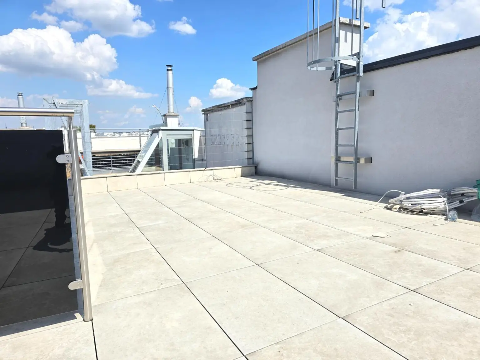 Blechturmgasse Top 27 Terrasse b