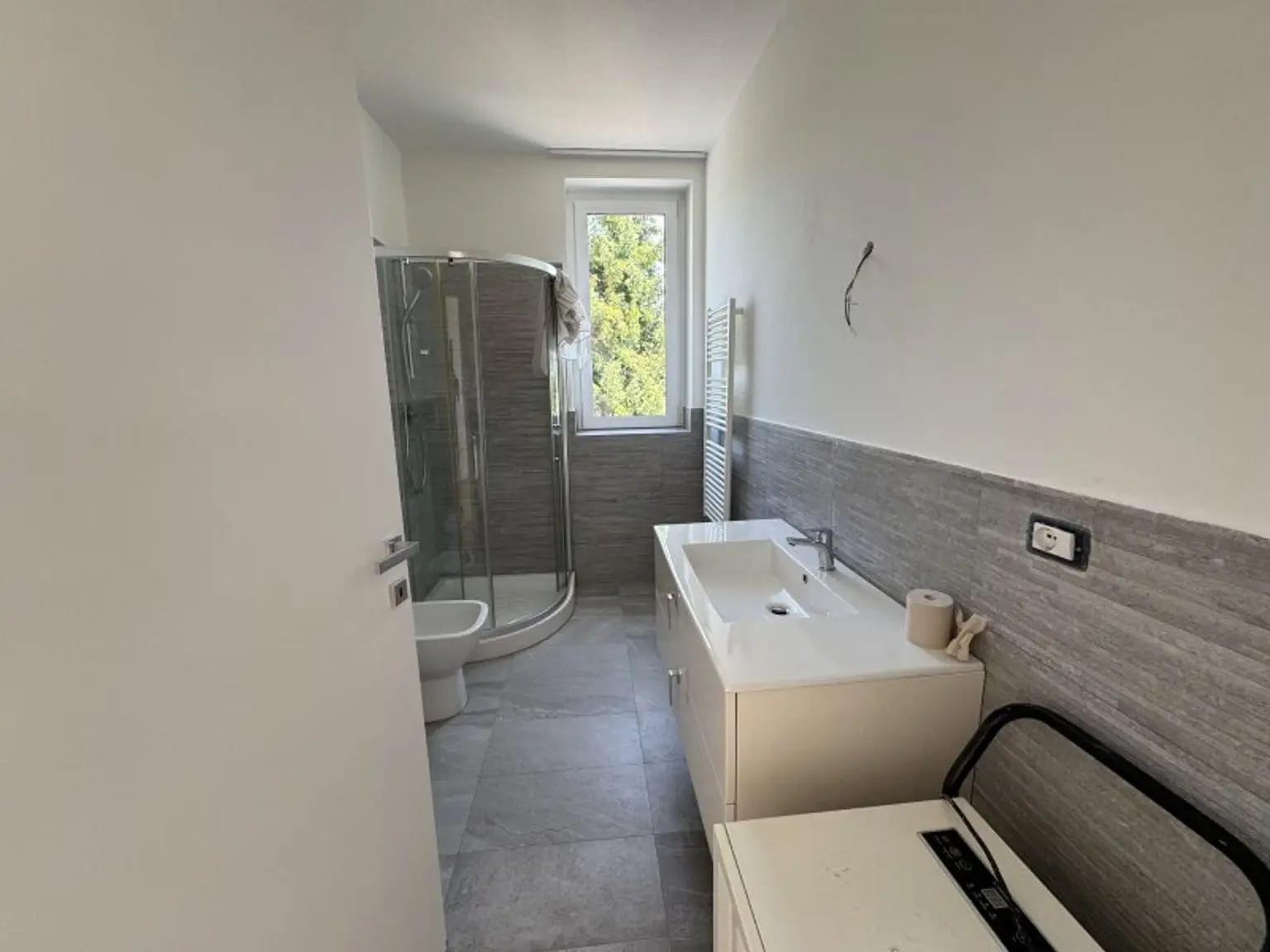 EXKLUSIVE 2-ZIMMER-WOHNUNG IN PÖRTSCHACH AM WÖRTHERSEE – ERSTBEZUG, 2 TERRASSEN & PARKPLATZ INKLUSIVE