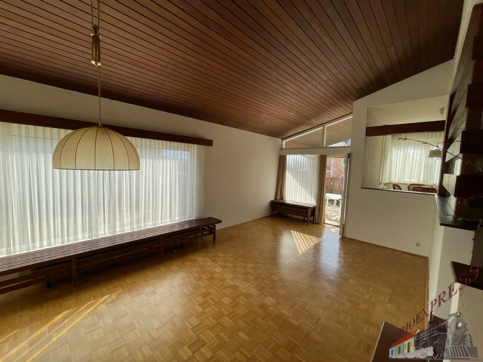 Bungalow in der Stadt Salzburg – hell und lichtdurchflutet - sonnenverwöhnte Ortsrandlage