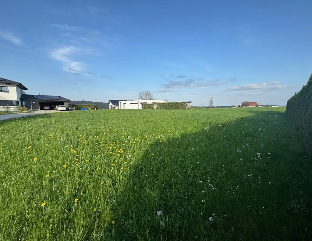 931 m2 Baugrund für Eigenheim mit Berg- und Fernblick | Pöndorf in Oberösterreich