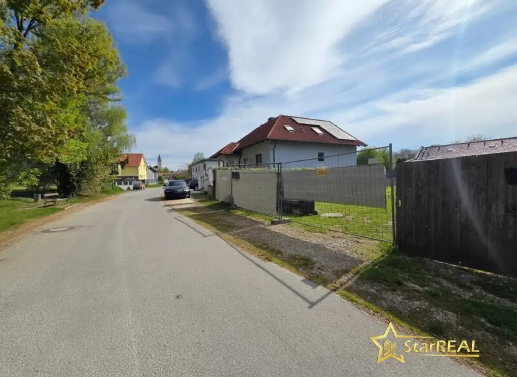 Ihr Traum vom Eigenheim – gestalten Sie selbst! Bungalow-Rohbau mit 485 m² Eigengrund, 2 Terrassen & Carport.