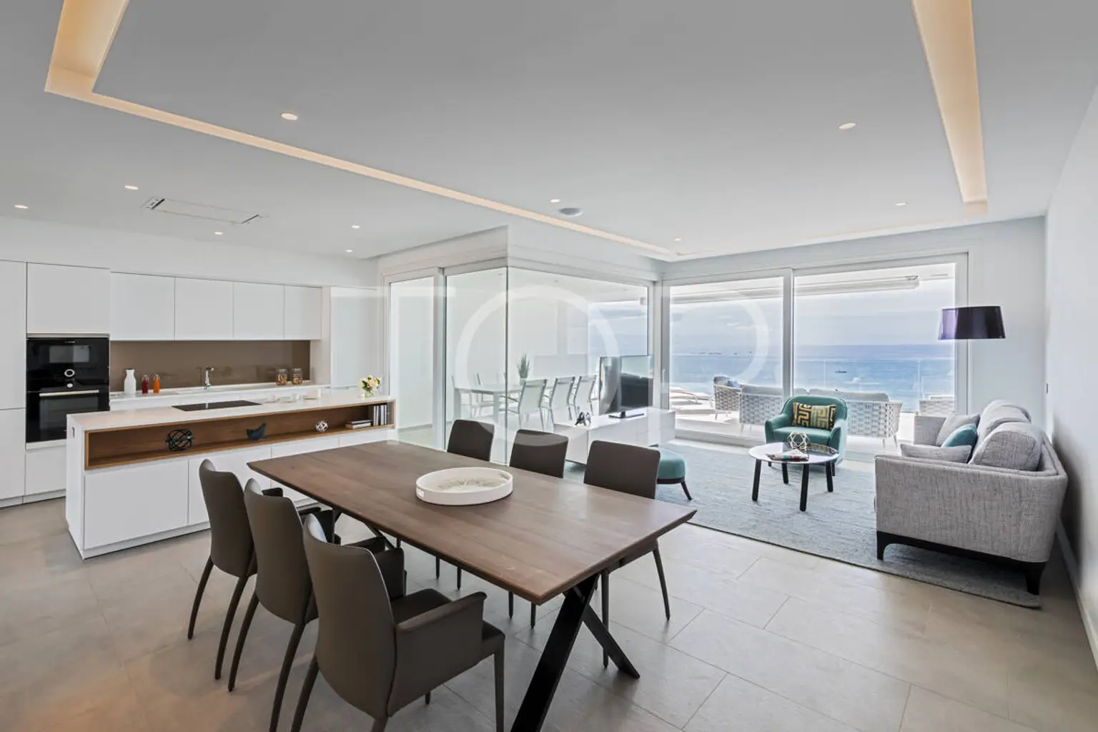 Deluxe Suite 2 bedrooms (3)