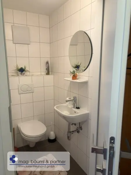 Wohnung mit Balkon und Wintergarten