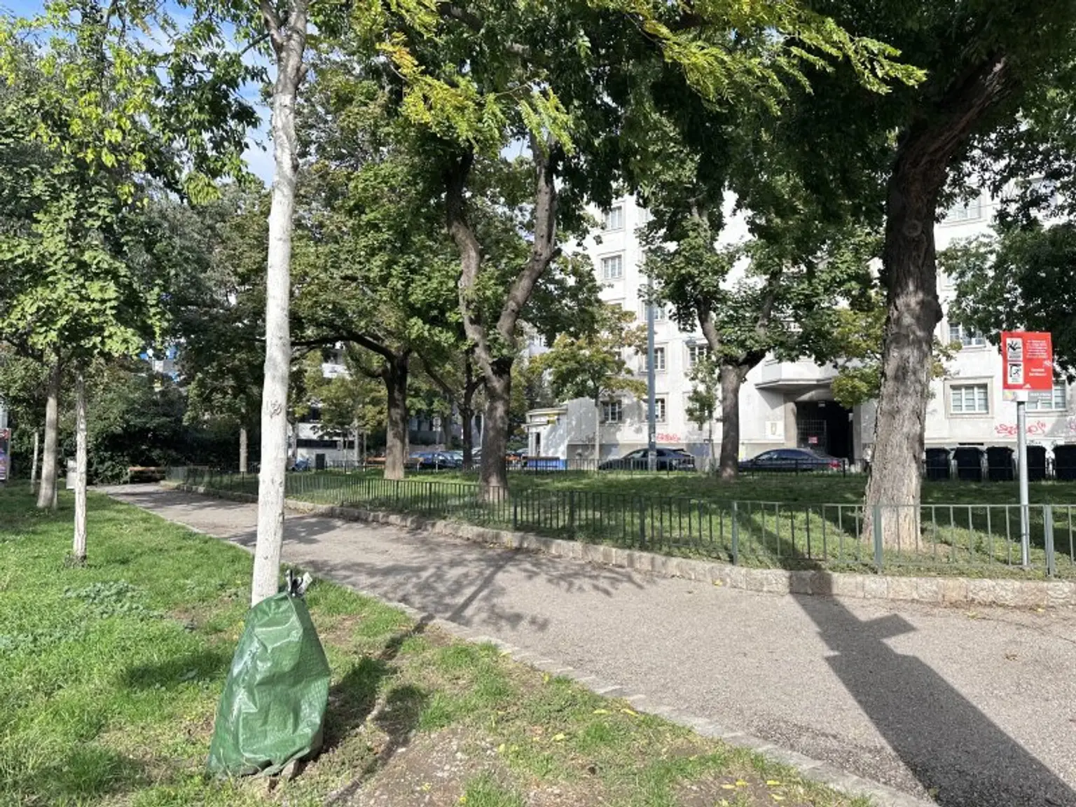 3 Zimmer mit herrlichen Grünblick + U3 Braunschweiggasse
