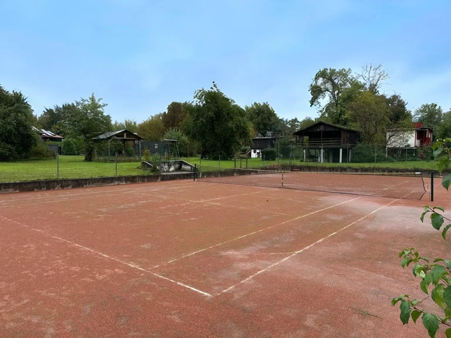 "Sommerhäuschen – Natur, Pool & Tennisplatz – Erholung PUR"