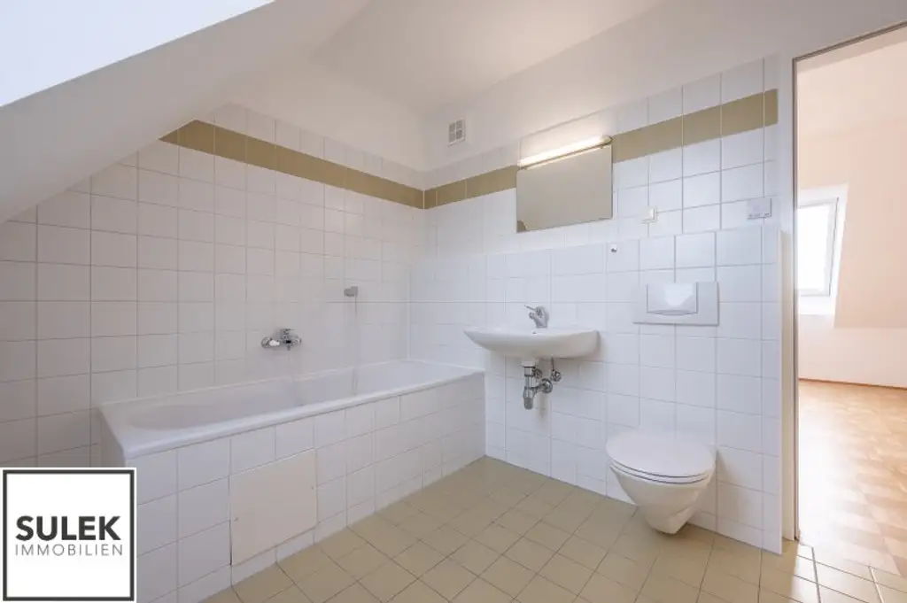 ** ab sofort; einzigartige 3 Zimmer Maisonette Dachgeschoss Wohnung // Nähe Johann-Nepomuk-Vogl-Platz // Währing **