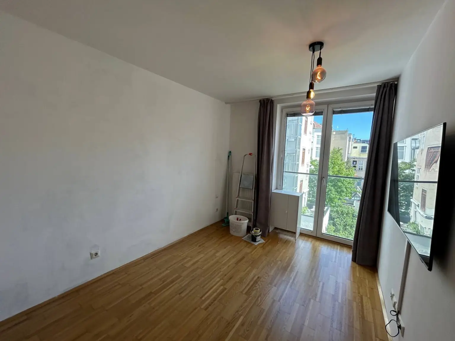 Schöne 2-Zimmer-Wohnung mit Balkon in bester Lage im 7. Bezirk