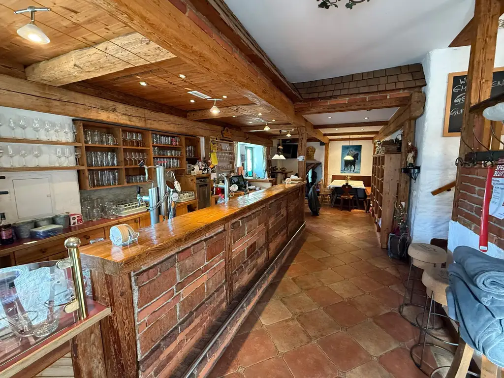 Gasthaus / Weinstube "WEINECK" im Yspertal zu erwerben!