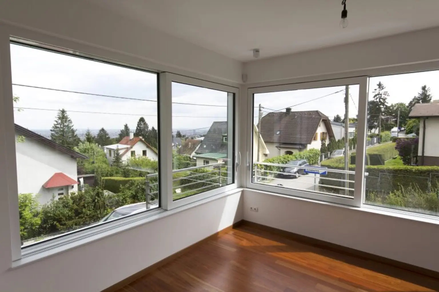 *** TRAUMHAUS AM HEUBERG *** EINLIEGERWOHNUNG *** SPA-BEREICH *** WIENBLICK ***