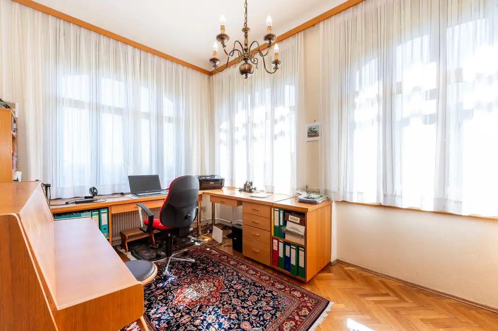 Stilvolles Haus mit Geschichte, Ruhe und traumhafter Aussicht