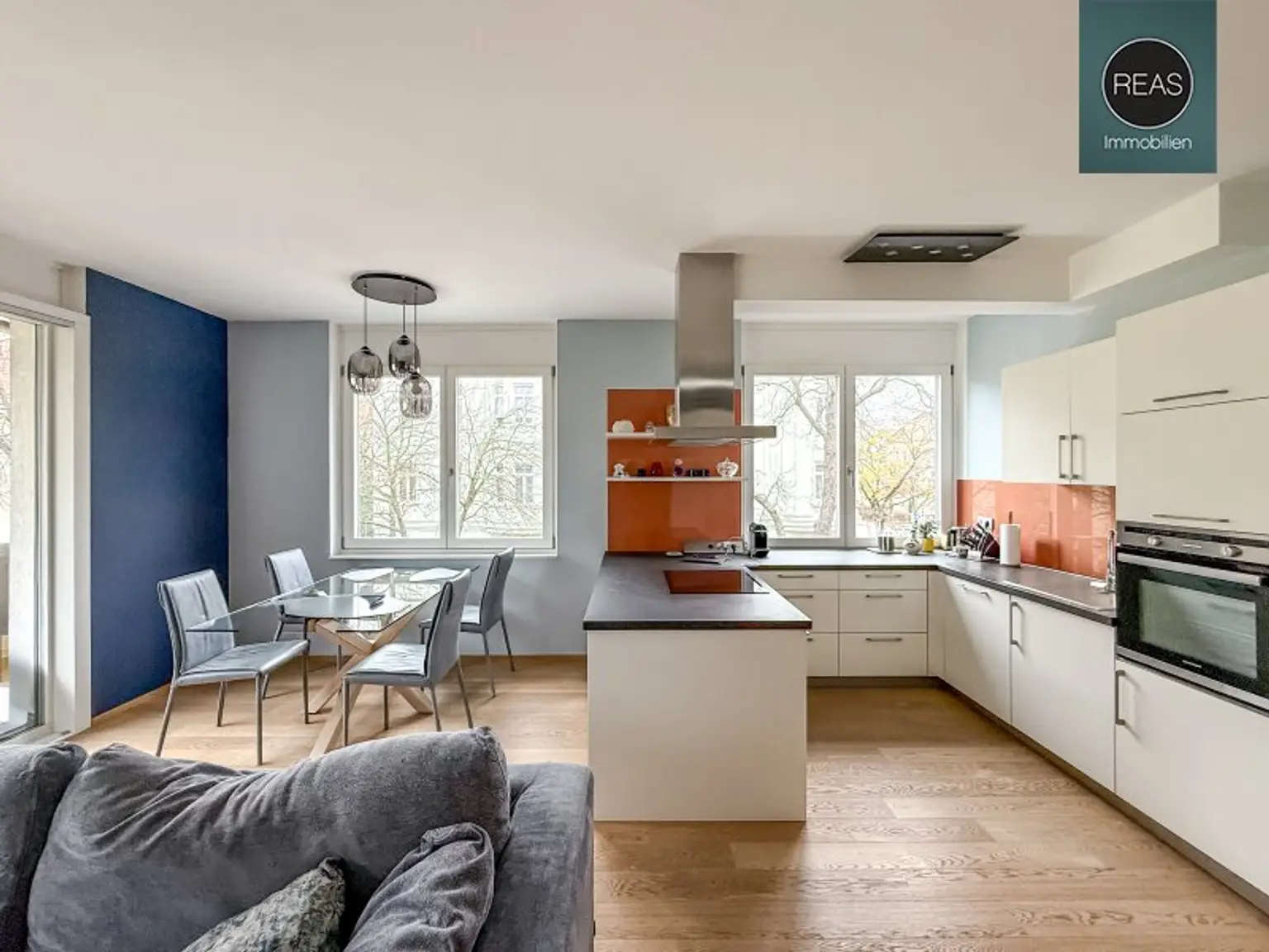 Traum Balkon - Wohnung in Hietzinger Bestlage! Garage verfügbar!