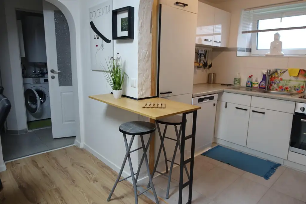 Wohnung in Einfamilienhaus mit Garten zu mieten