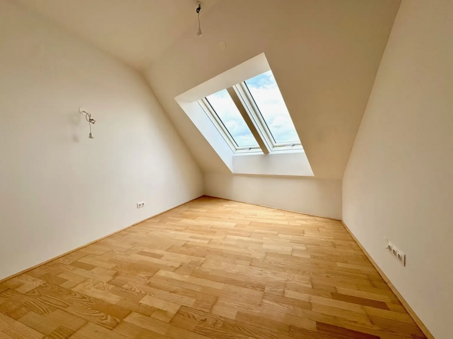 D | ++ NEU ++ Exklusives WOHNEN/ARBEITEN mit zwei sonnigen TERRASSEN | Prima Service Immobilien