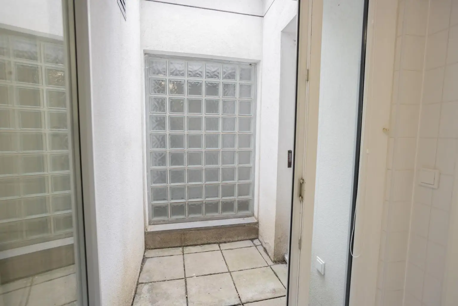 Freifläche vor dem Badezimmer