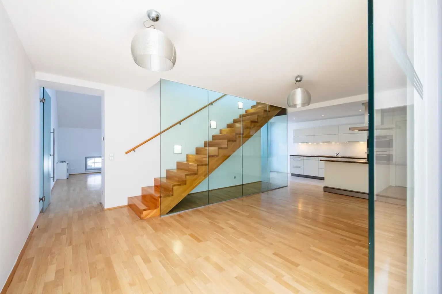 Über den Dingen: Terrassen-Maisonette mit Wiener Skyline