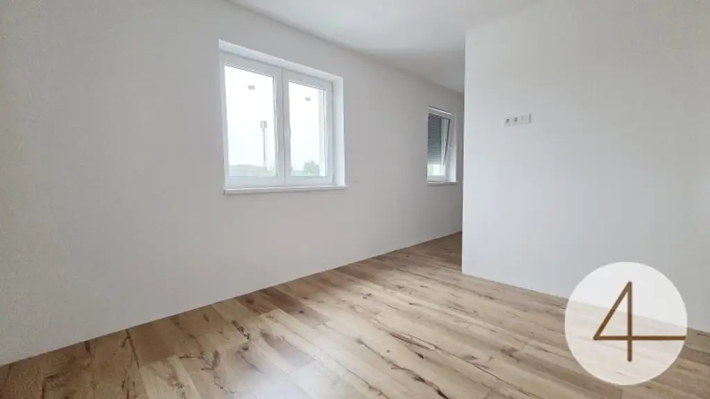 Doppelhaushälfte mit 4 Stellplätze