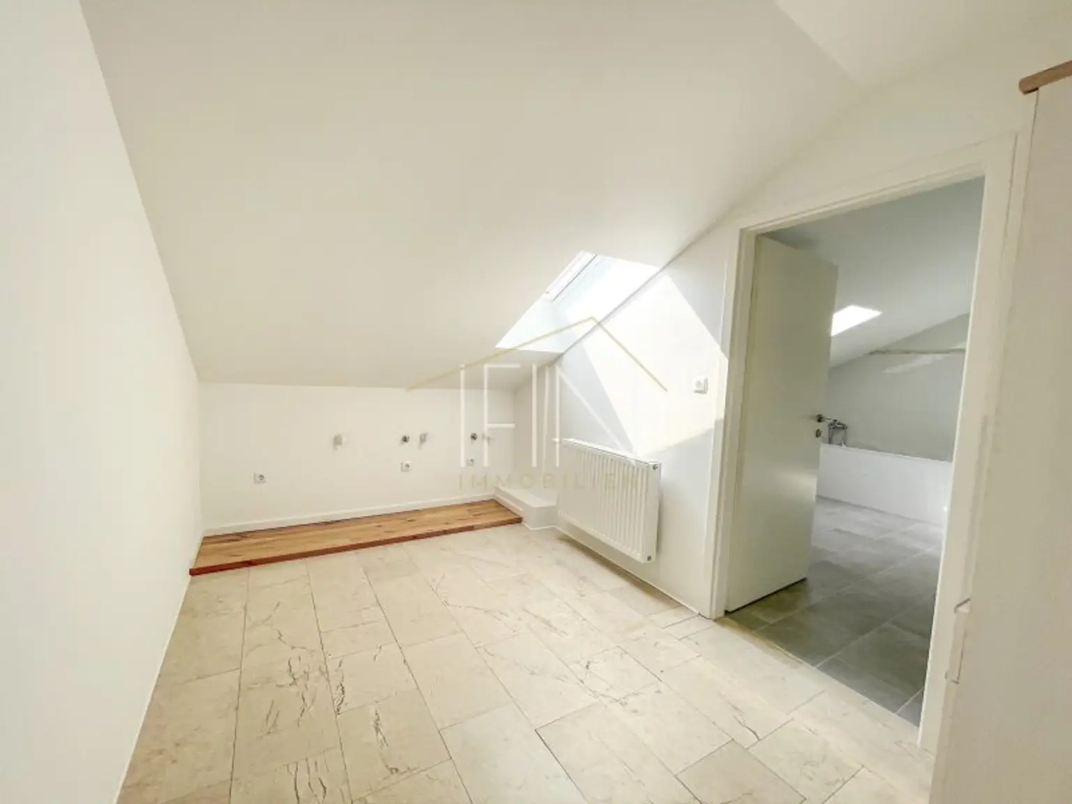 Stylische 5-Zimmer Wohnung im Herzen von Bruck