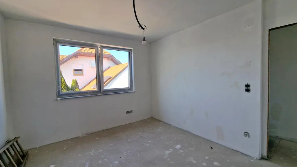 Doppelhaushälften Neubau – belagsfertig mit Dachterrasse!