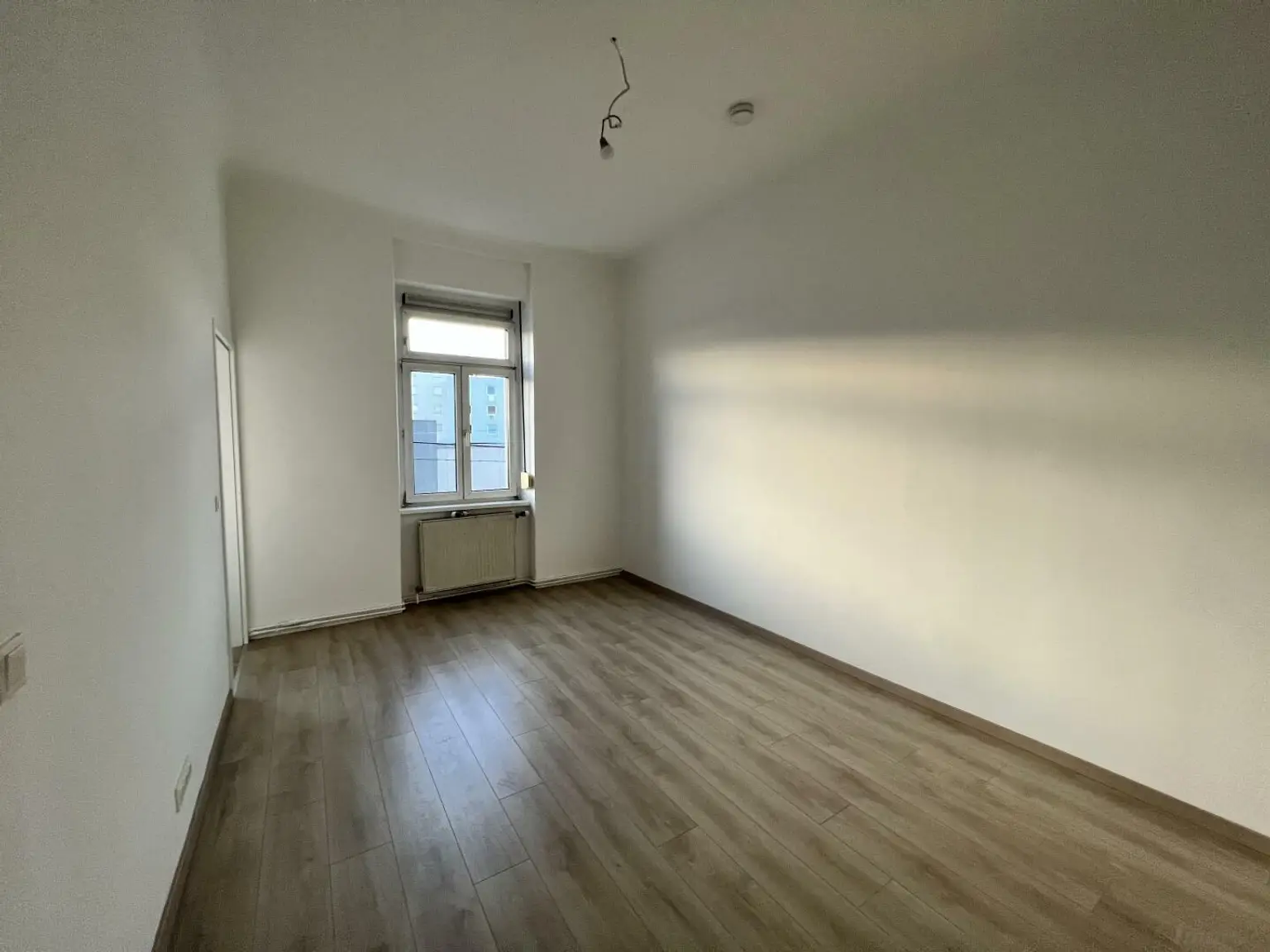 20221107_145701314_iOS