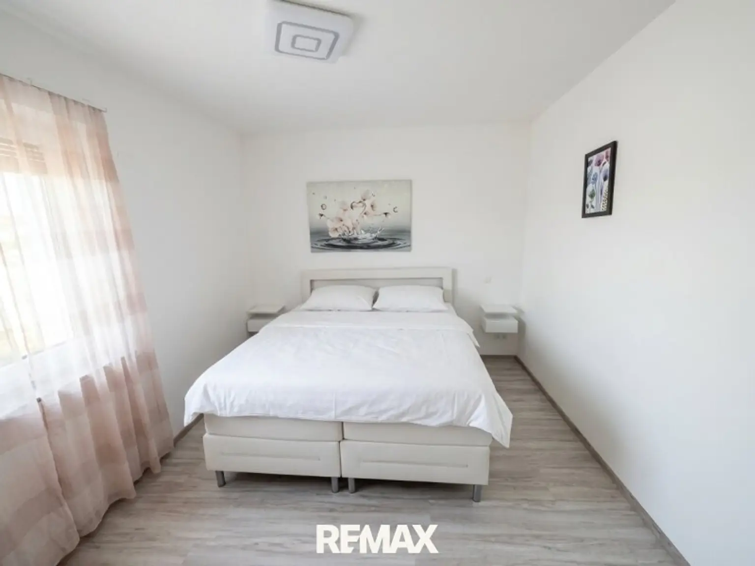 Schlafzimmer Eltern