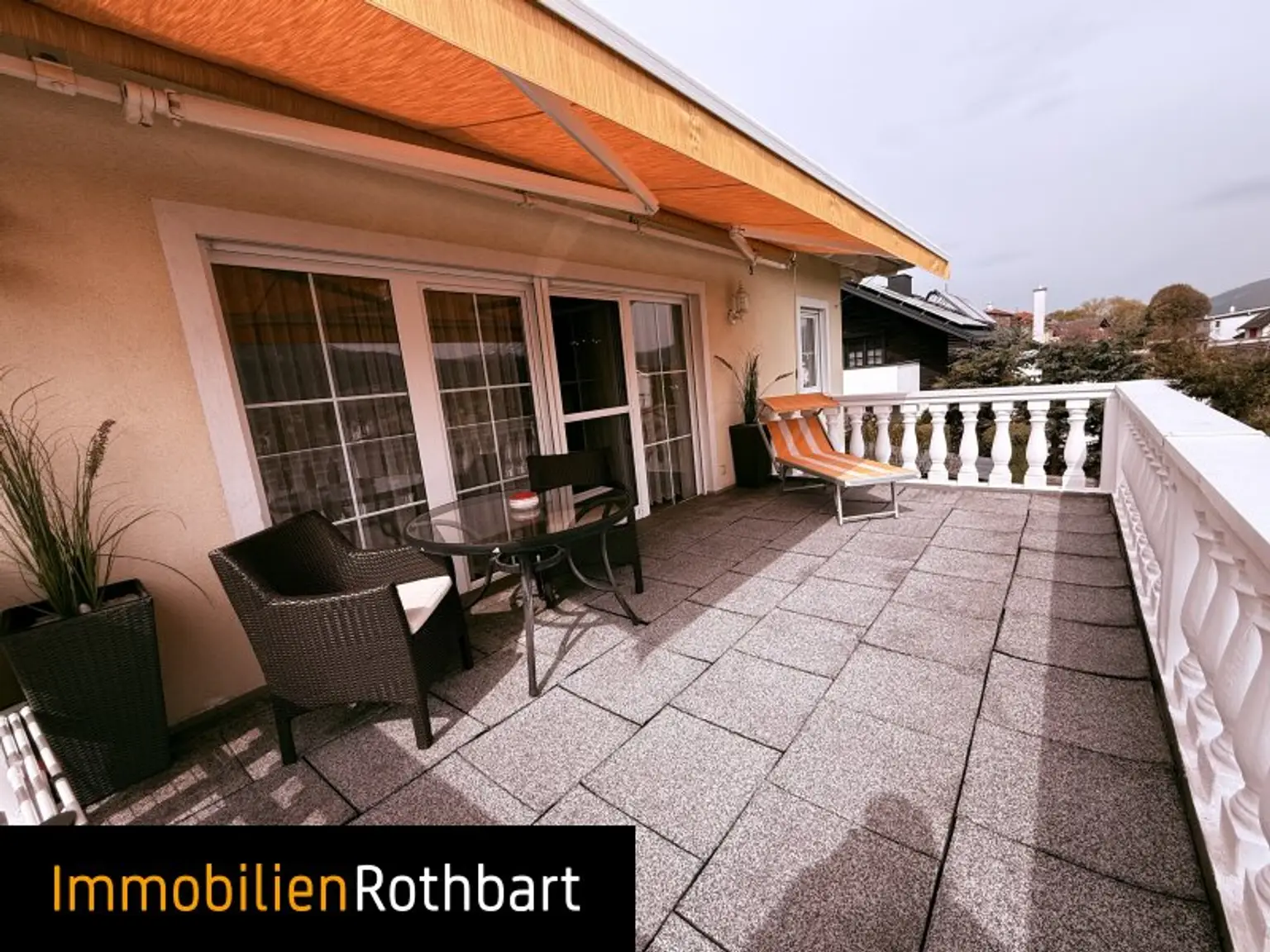 Wohnhaus mit Doppelgarage in bester Lage von St. Lorenzen!