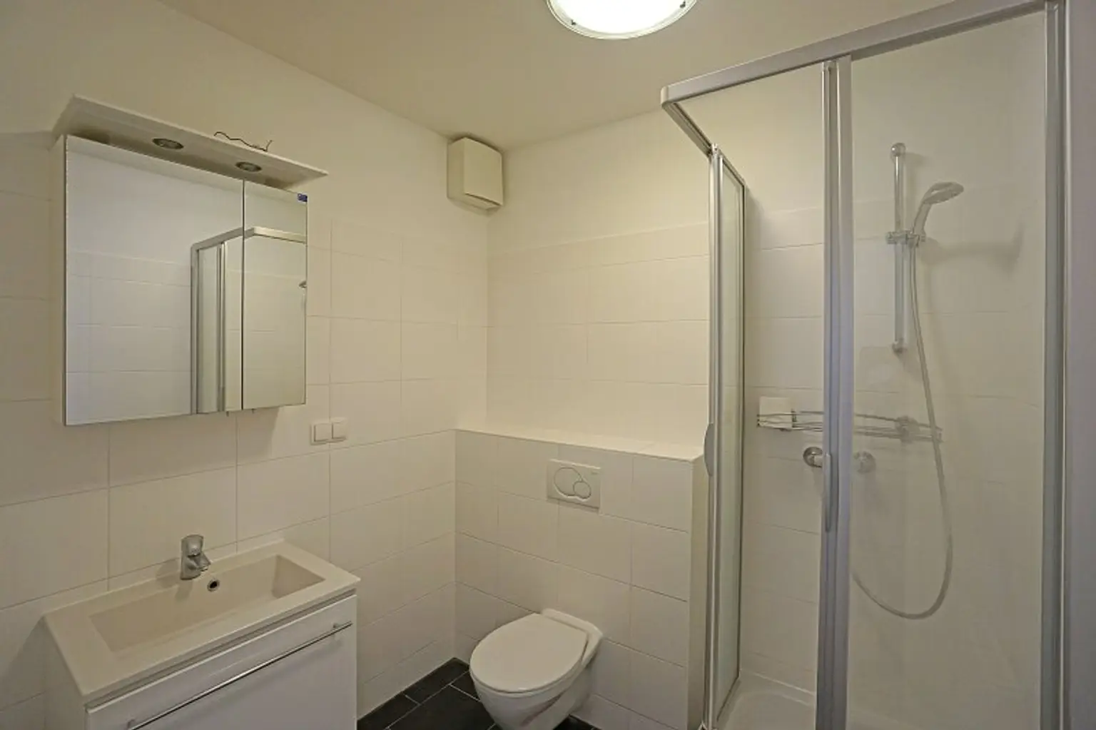 Exklusive Garten-Wohnung in ruhiger Grünlage am Loudon'schen Wald