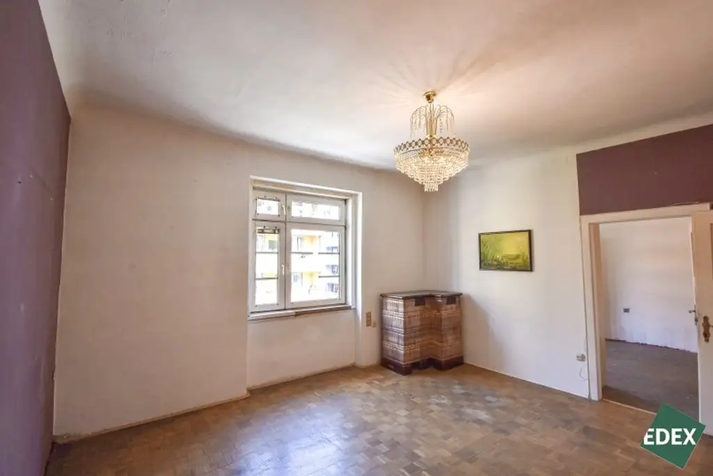 Charmante 2-Zimmer-Altbauwohnung mit separater Küche – renovierungsbedürftig, aber mit viel Potenzial!