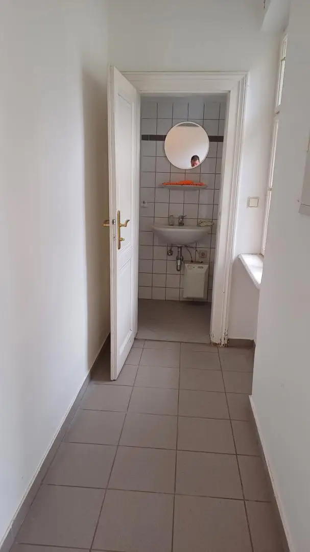 3 Bürohäuser, 38 Parkplätze in Toplage, hochfrequentiert, beste Infrastruktur