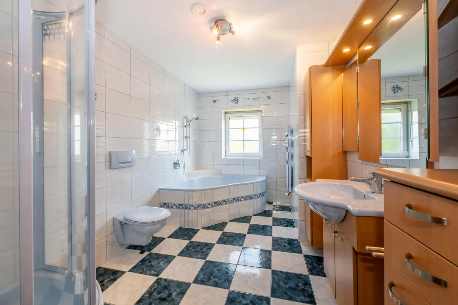 Badezimmer 1