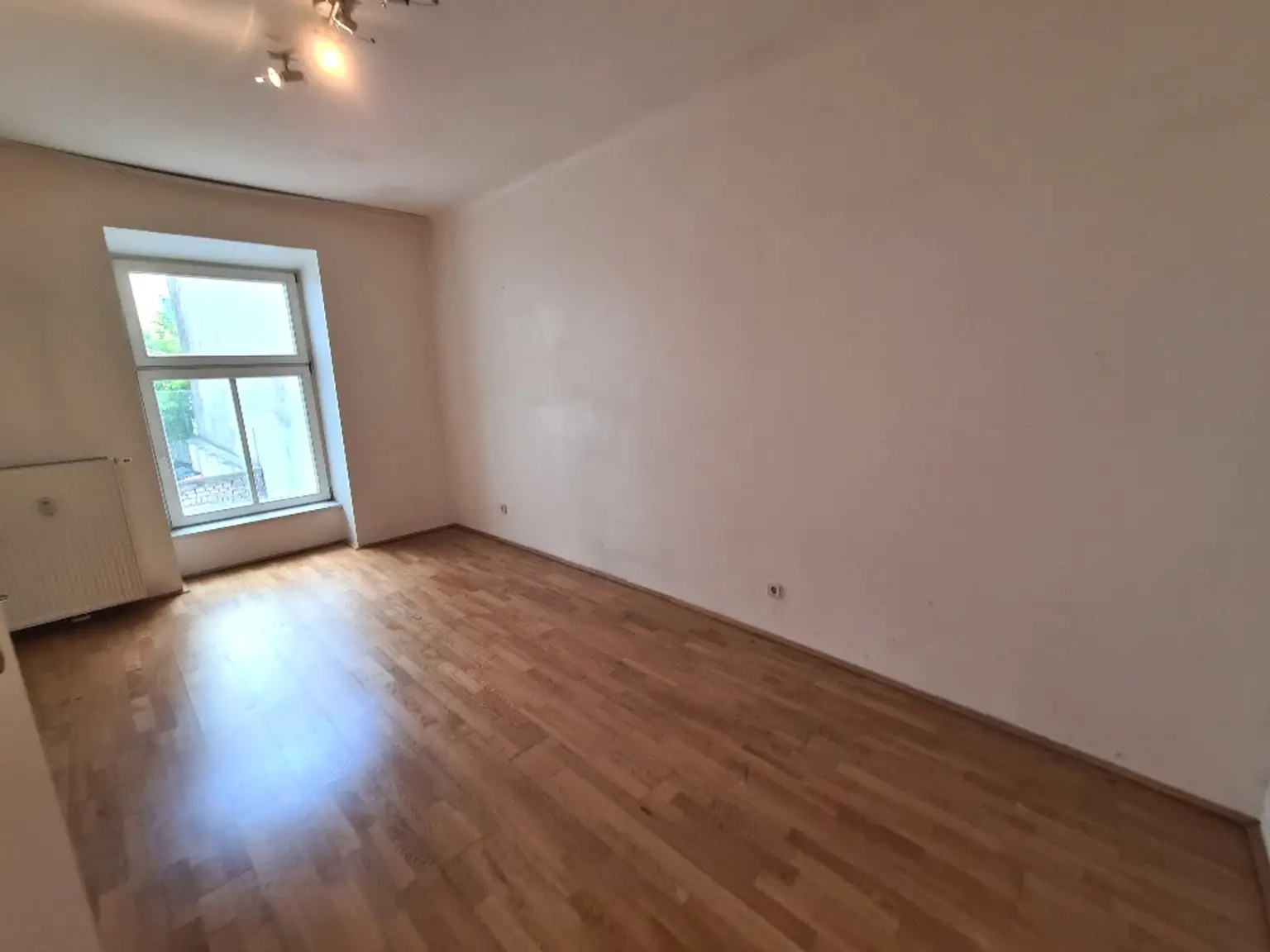 Befristet vermietete 3-Zimmer-Wohnung in Favoriten!