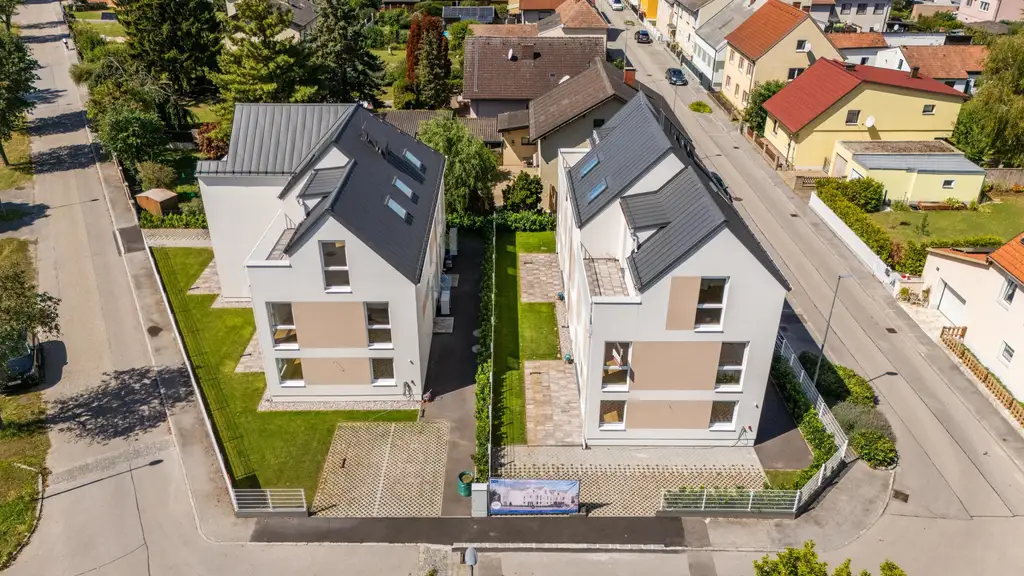 "Wohnen auf höchstem Niveau – Neubau-Doppelhäuser in Stockerau mit bester Lage & Ausstattung"