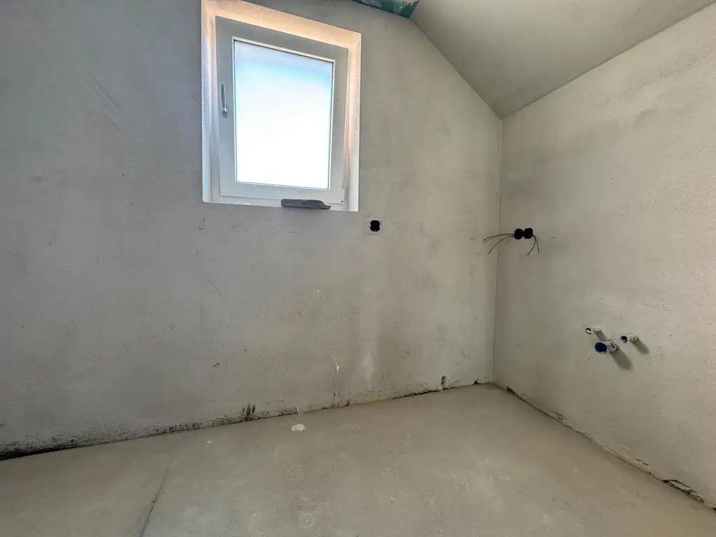 Renoviert, belagsfertig & bereit für Ihre Ideen! Einfamilienhaus mit Garten, Sonnenterrasse und Doppelgarage in Timelkam - BIETERVERFAHREN