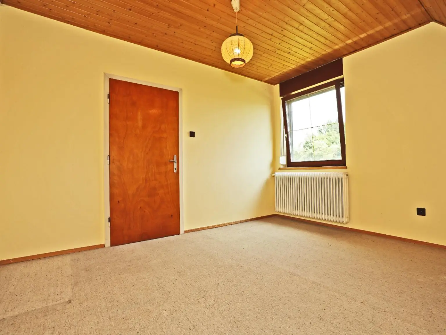 Haus auf Mietkaufvariante - Schönes ebenes Grundstück - 135m2 Wfl. - Vollkeller mit Garage - große Terrasse