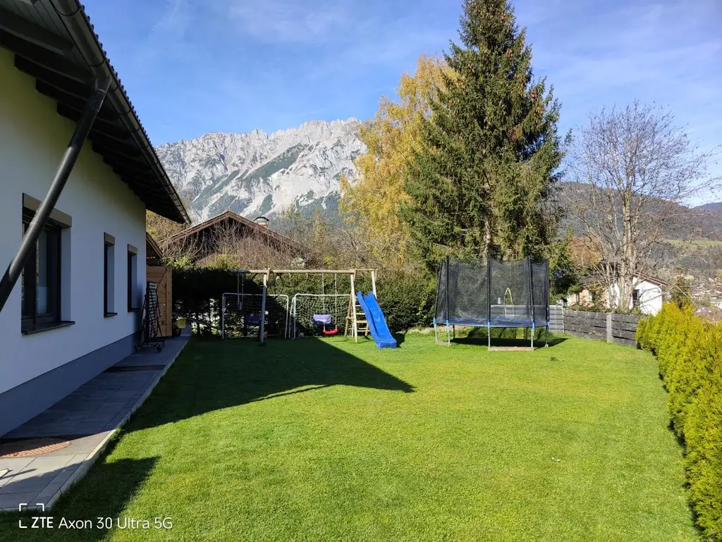 "Ankommen & Aufatmen – Ihr Zuhause mit Bergblick & Ruhegarantie"!