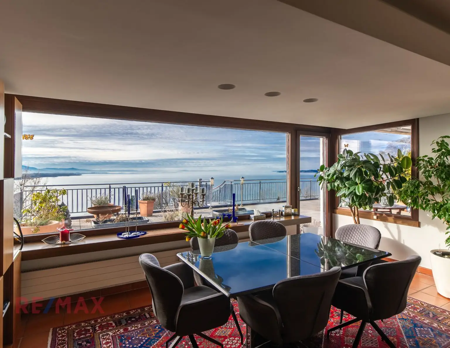 Wohnjuwel mit 3-Länder-Blick und Terrasse