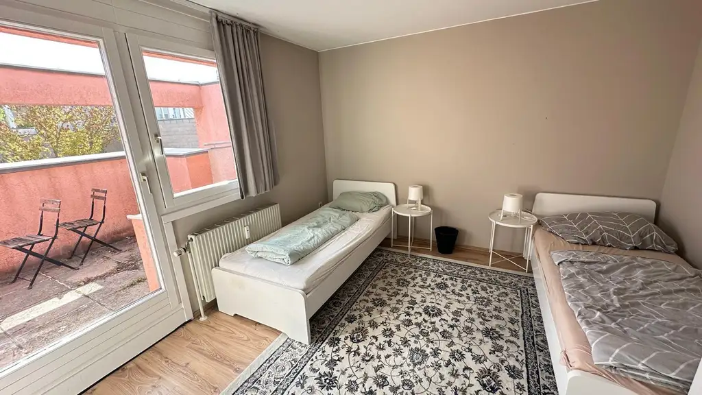 "Architektonisch reizvolles Wohnen mit Terrassen"