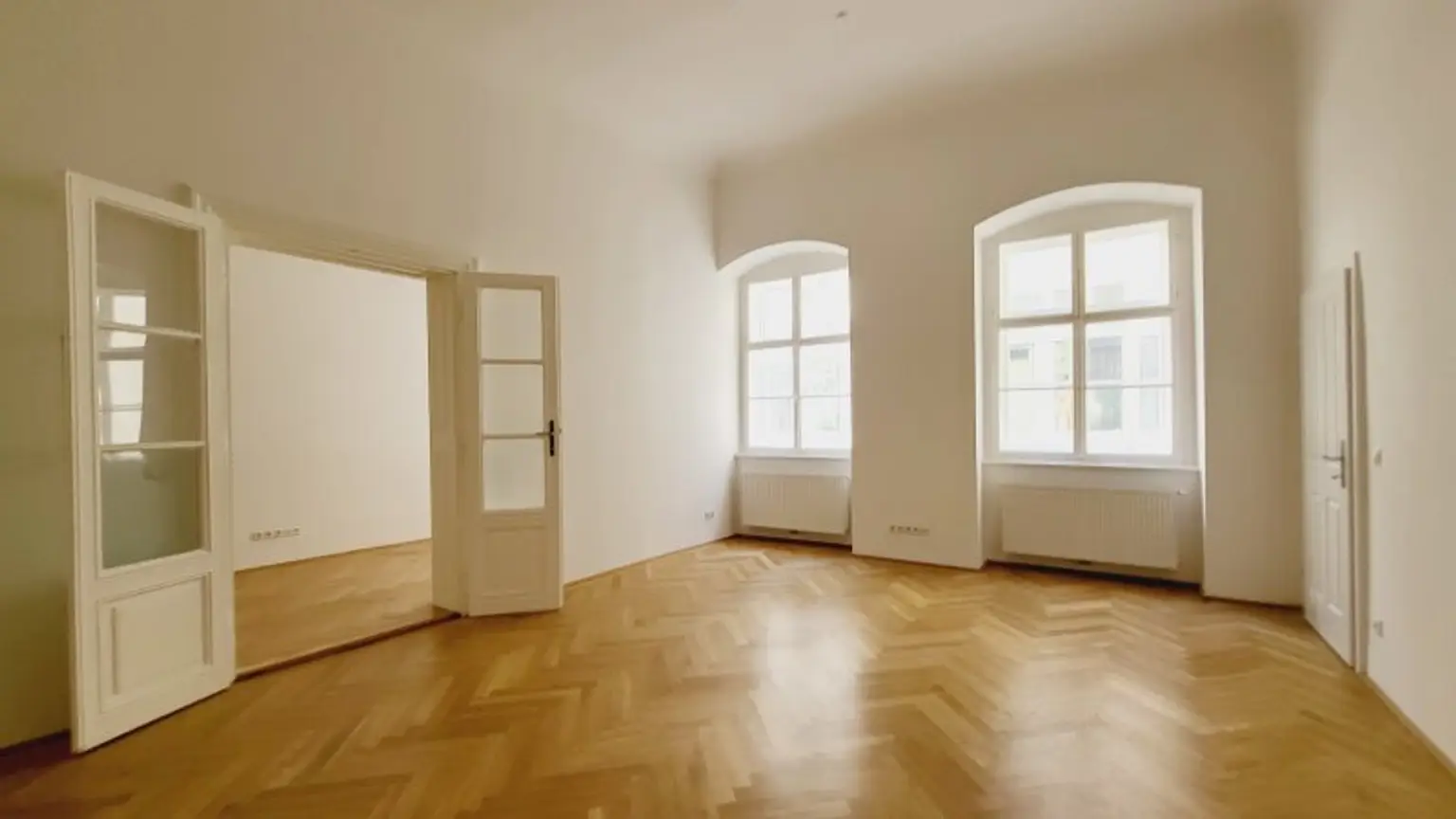 Super zentrale Innenstadtlage - Topsanierter Zustand - Ruhige Innenhofausrichtung