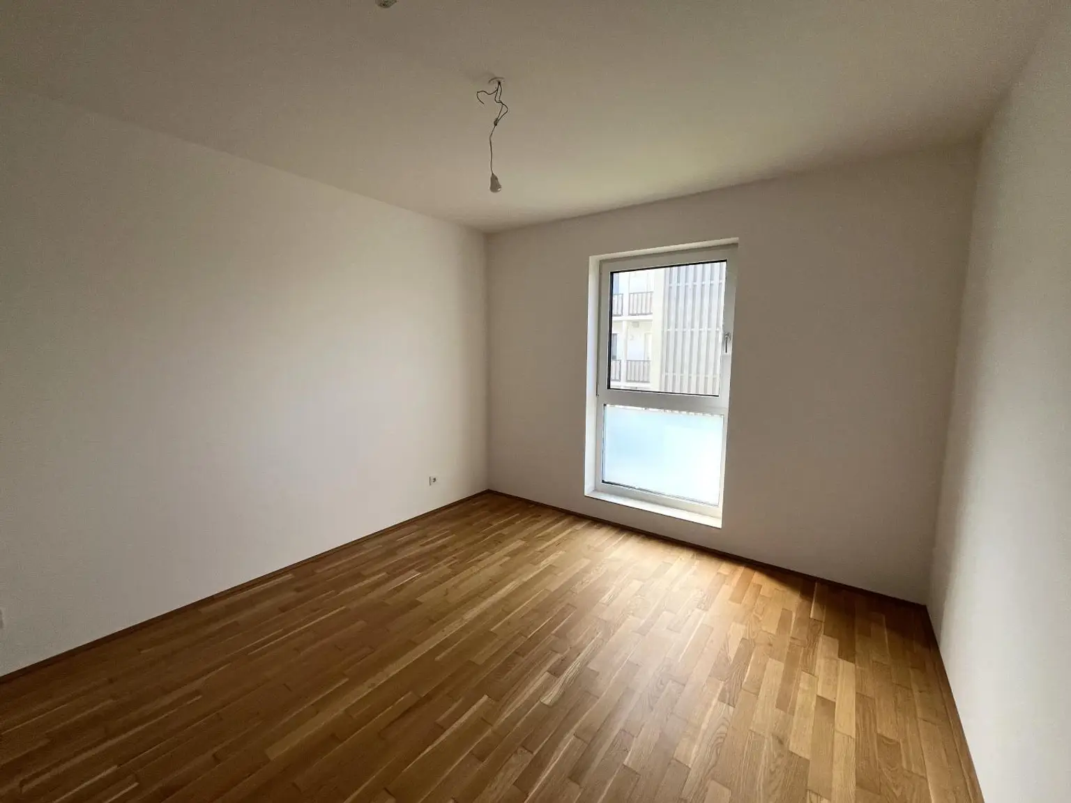 Helle 3-Zimmer-Wohnung mit Küche und Balkon!