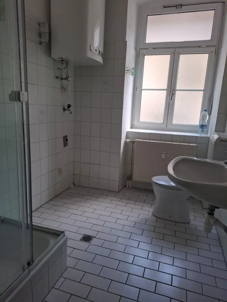 Unmöblierte 2-Zimmer-Altbauwohnung im Halbstock in Thörl nahe Kapfenberg zu mieten !