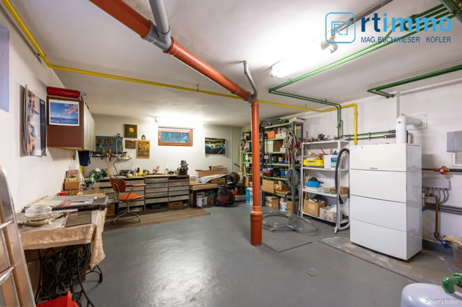 SCHÖNES FAMILIENHAUS mit Wintergarten und Garage in ruhiger Lage zu mieten!