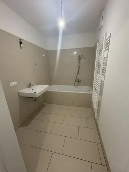 Neuwertige 71m² Wohnung mit Balkon - WG-tauglich & top ausgestattet