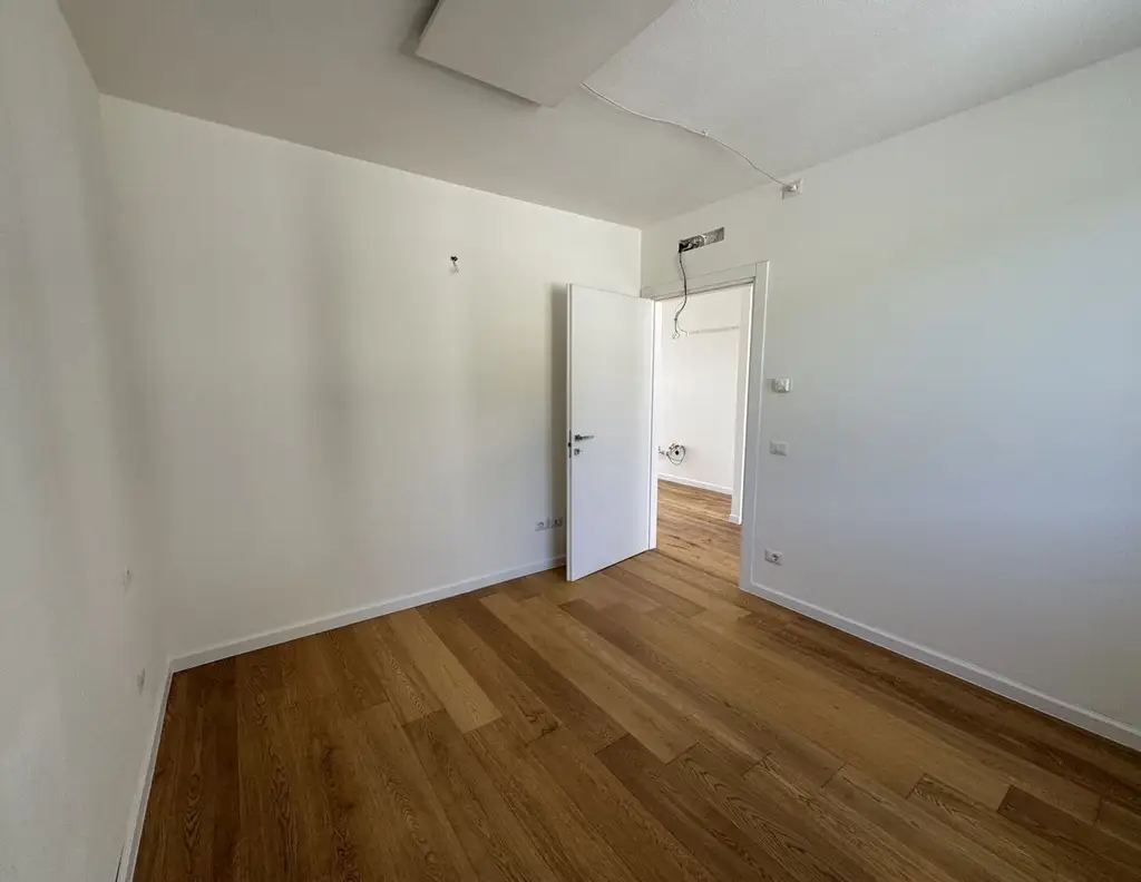EXKLUSIVE 2-ZIMMER-WOHNUNG IN PÖRTSCHACH AM WÖRTHERSEE - ERSTBEZUG, 2 TERRASSEN & PARKPLATZ INKLUSIVE