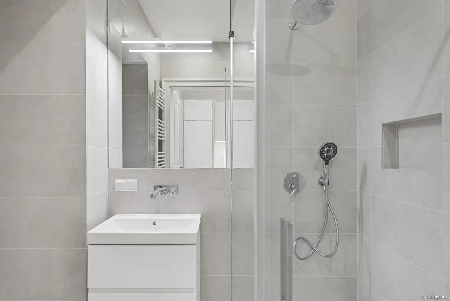 Feines City-Apartment mit großem Wohn-/Schlafraum