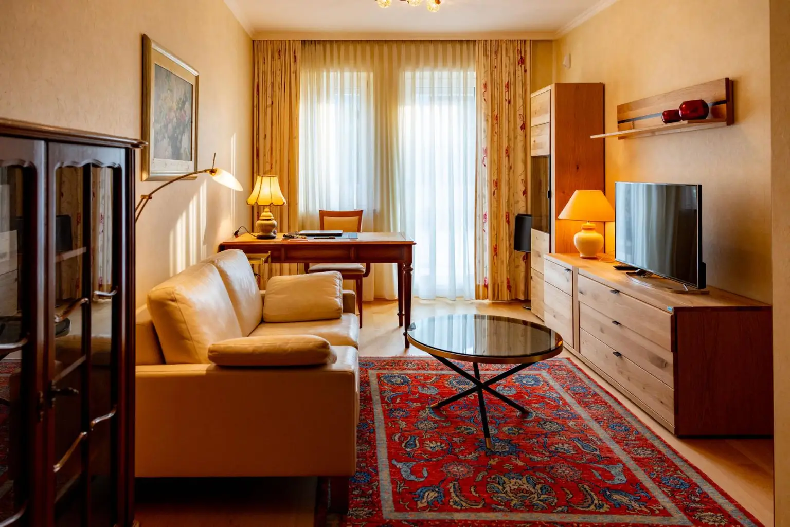 Luxuriöse Villa mit Panoramablick, Swimmingpool und großem Garten in Baden bei Wien