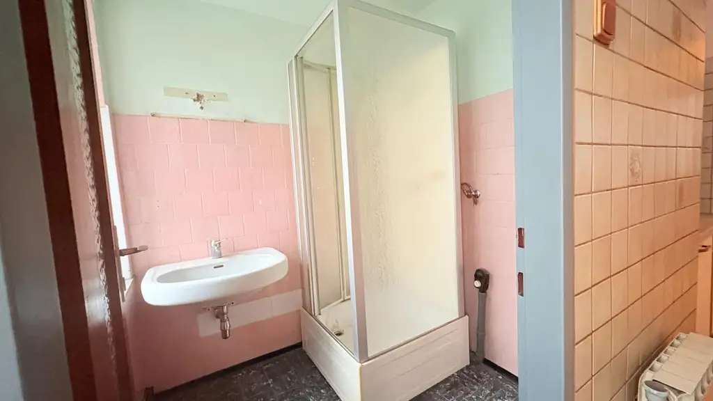 Top Preis Leistungsverhältnis nah dem Servitenviertel/Clusiusgasse, sanierungsbedürftig, ca. 68,47 m²