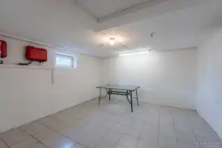 Anschlusskeller