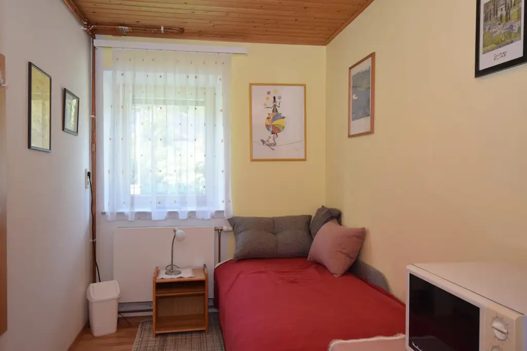 Haus mit großem Grundstück